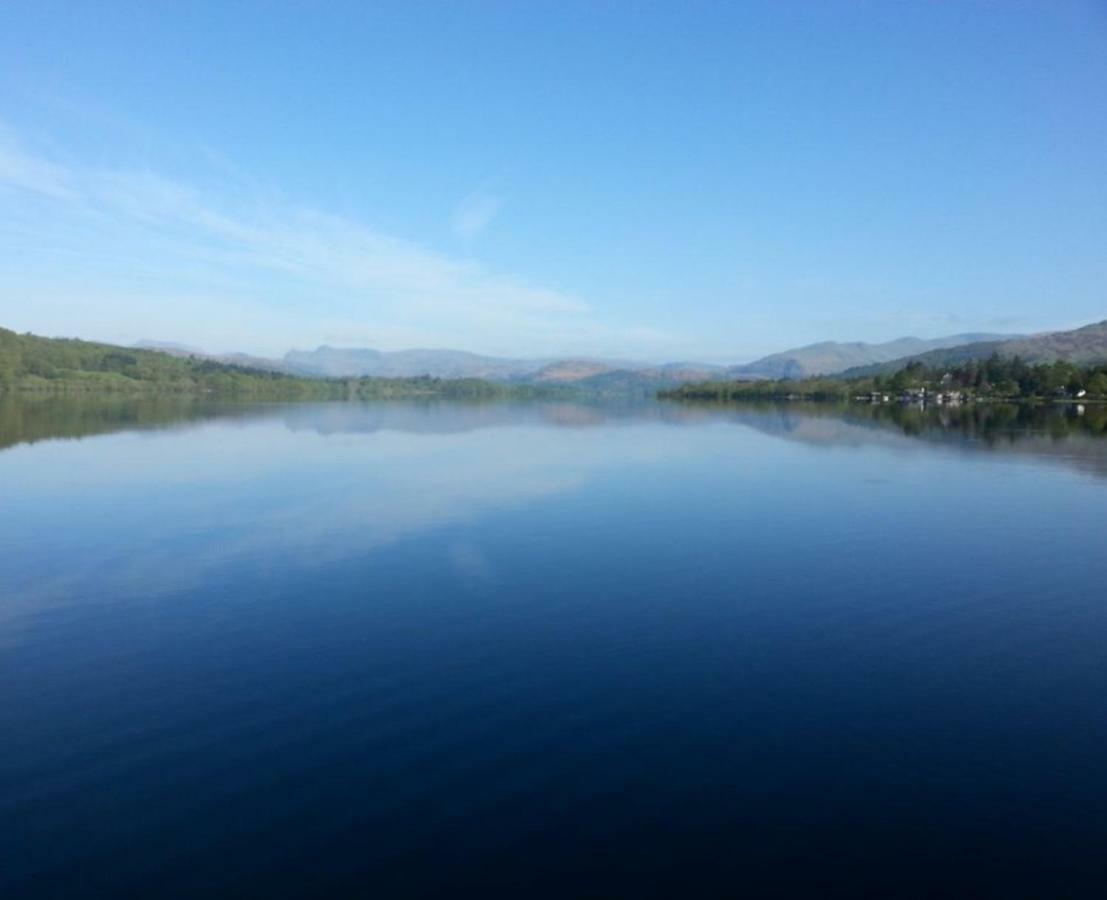 Marina Boathouse, Lake Windermere Lets Боунес-он-Уиндермер Экстерьер фото